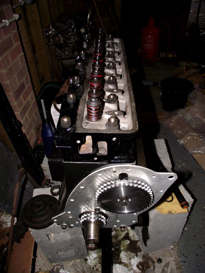 Illustration for article titled It's starting to look like an engine again :)
